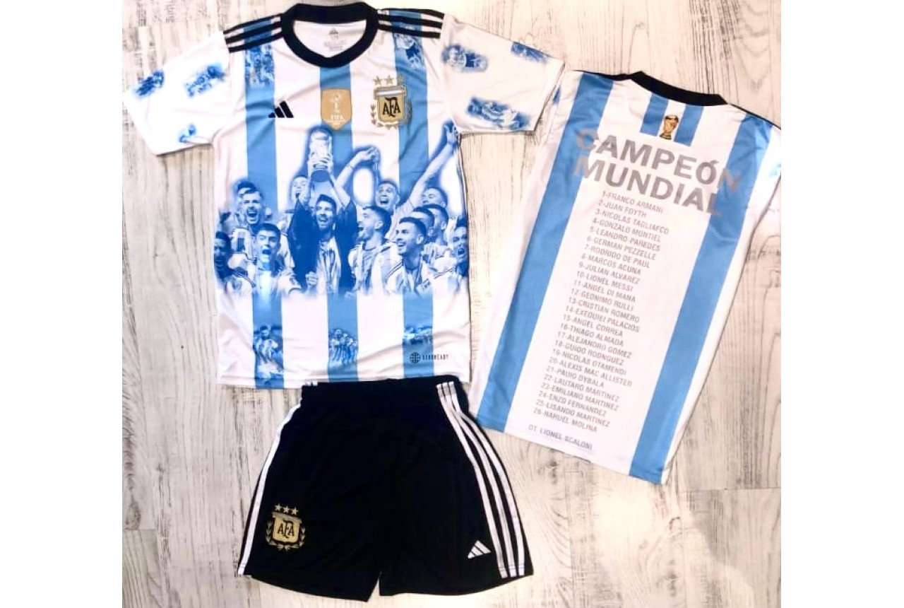 8042 Детски футболен комплект Argentina CAMPEON MUNDIAL 2022
